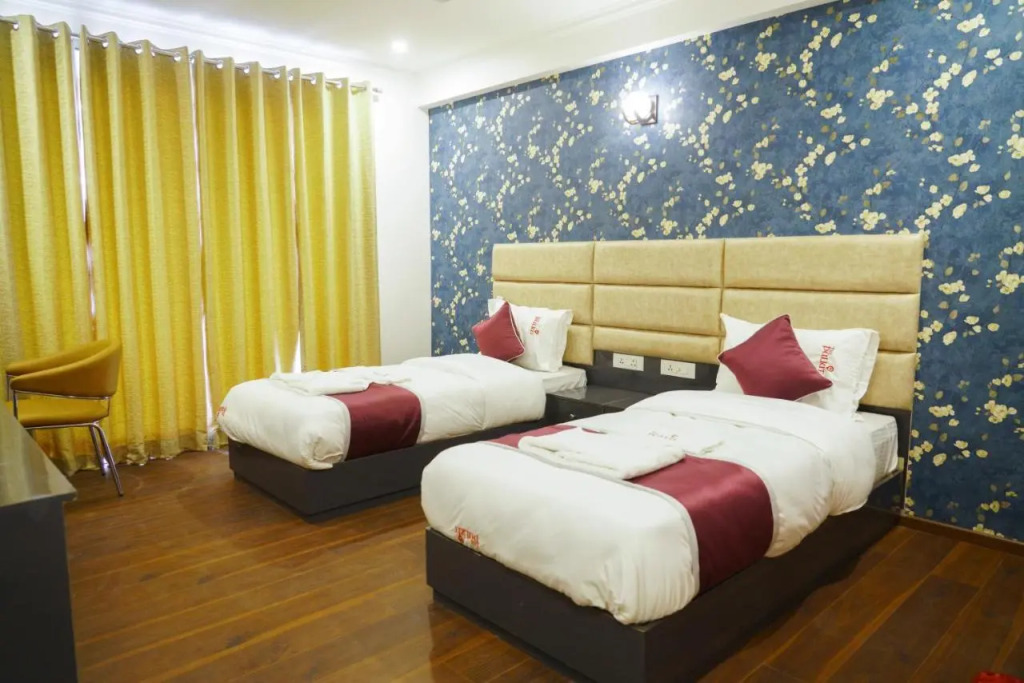 Lime Tree Hotel Pulkit Gurgaon-Artemis Hospital, Nearest Metro Huda City Centre