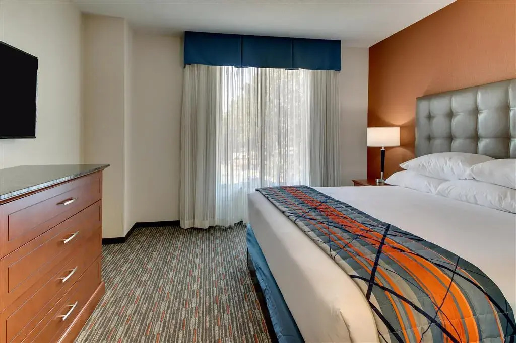 Drury Inn & Suites Knoxville West