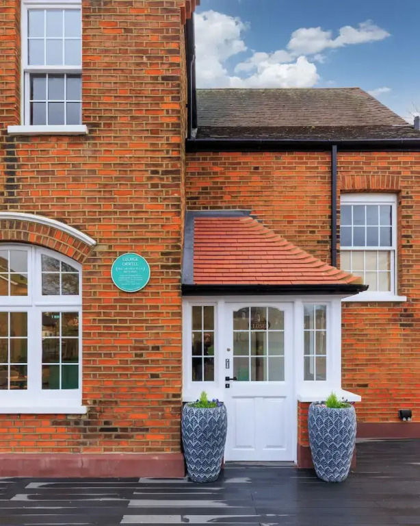 Rosemay Boutique Hotel Near Heathrow Airport