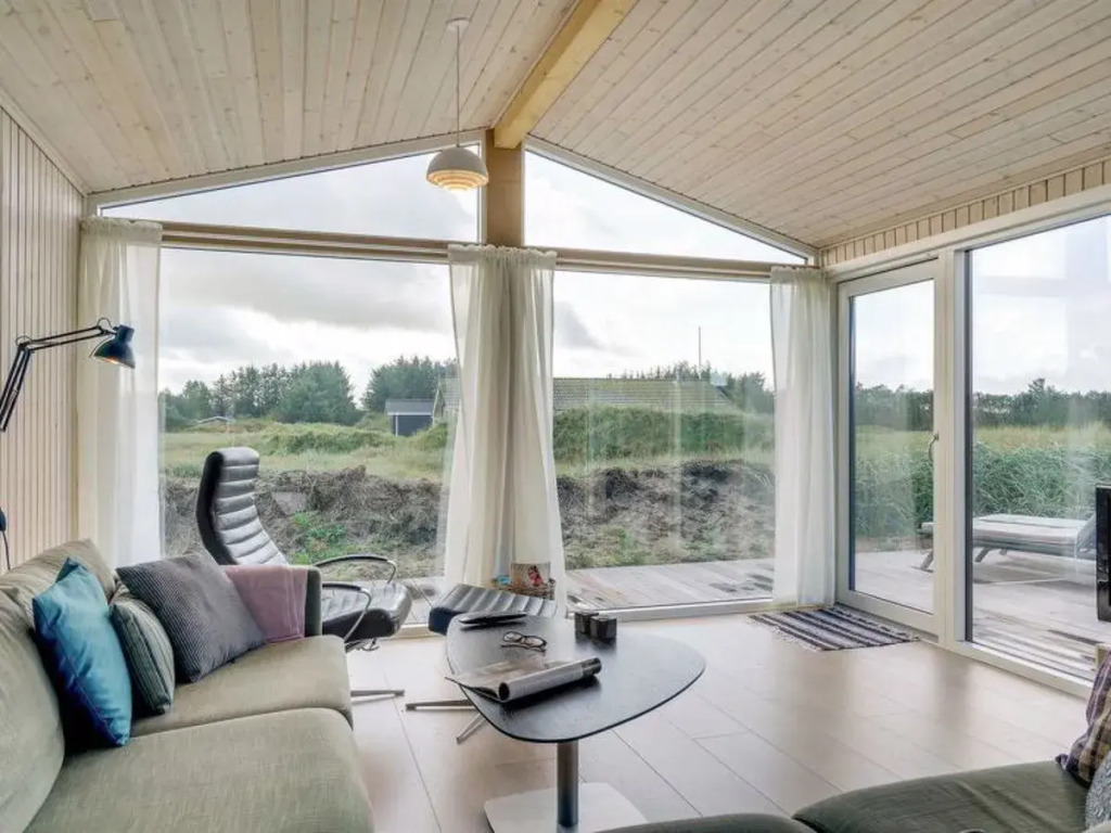 "Folkhart" - 480m from the sea in NW Jutland