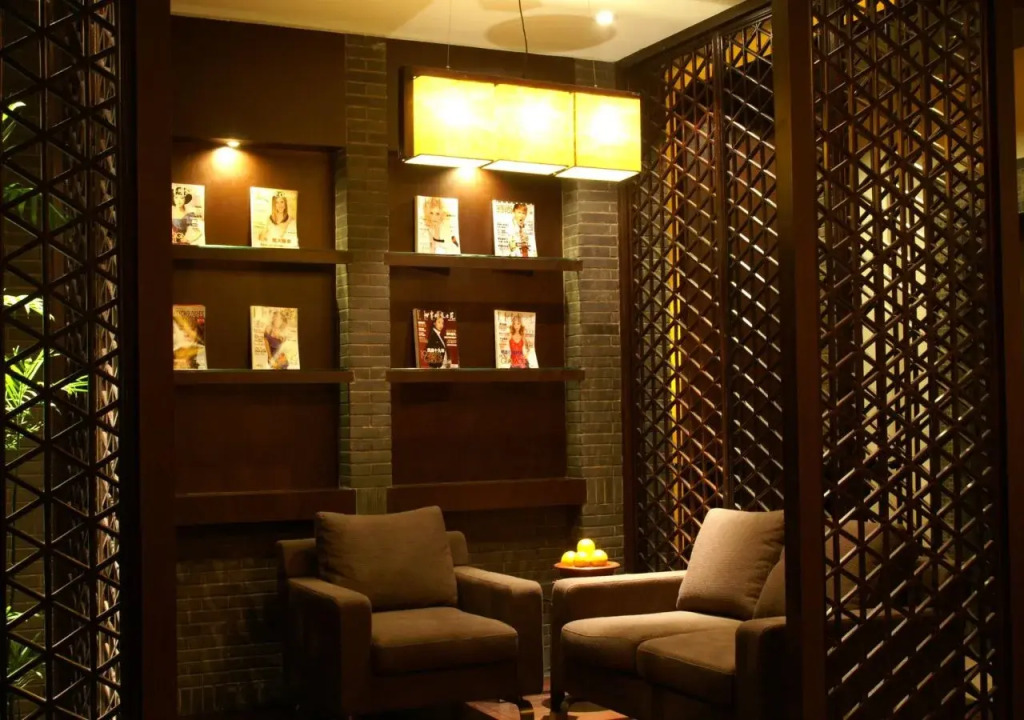 Baolong Homelike Hotel (Mudanjiang Branch)