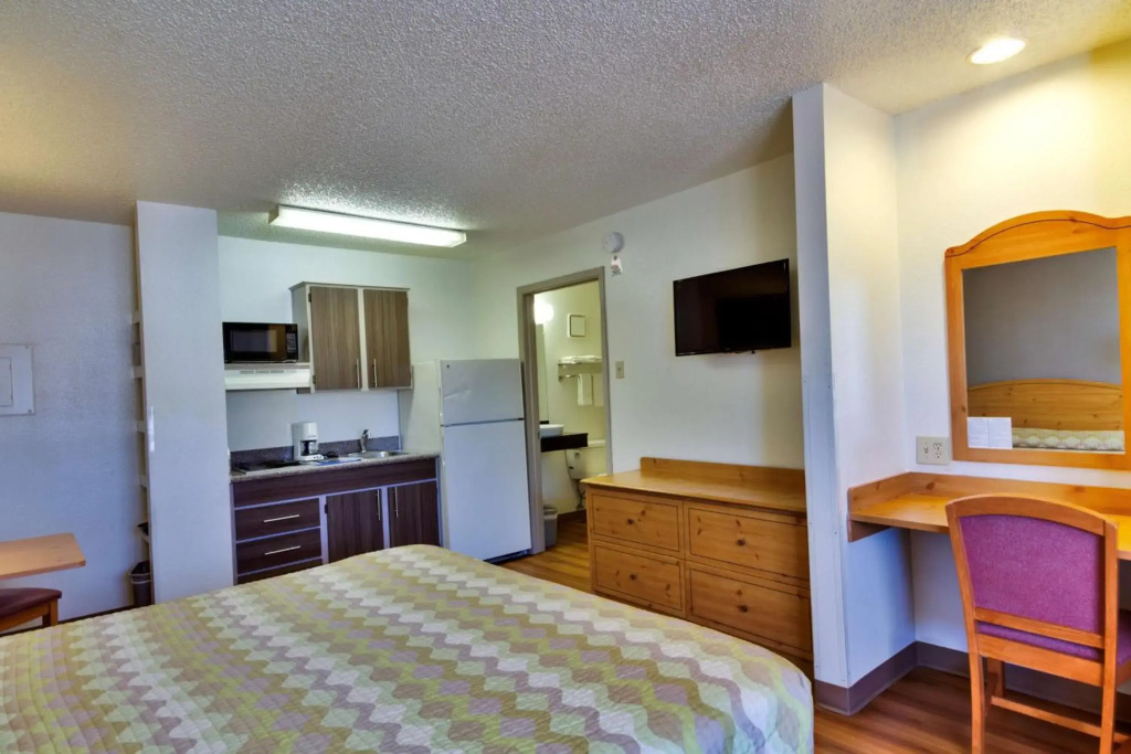 Studio 6 Dallas, TX - Garland - Northeast