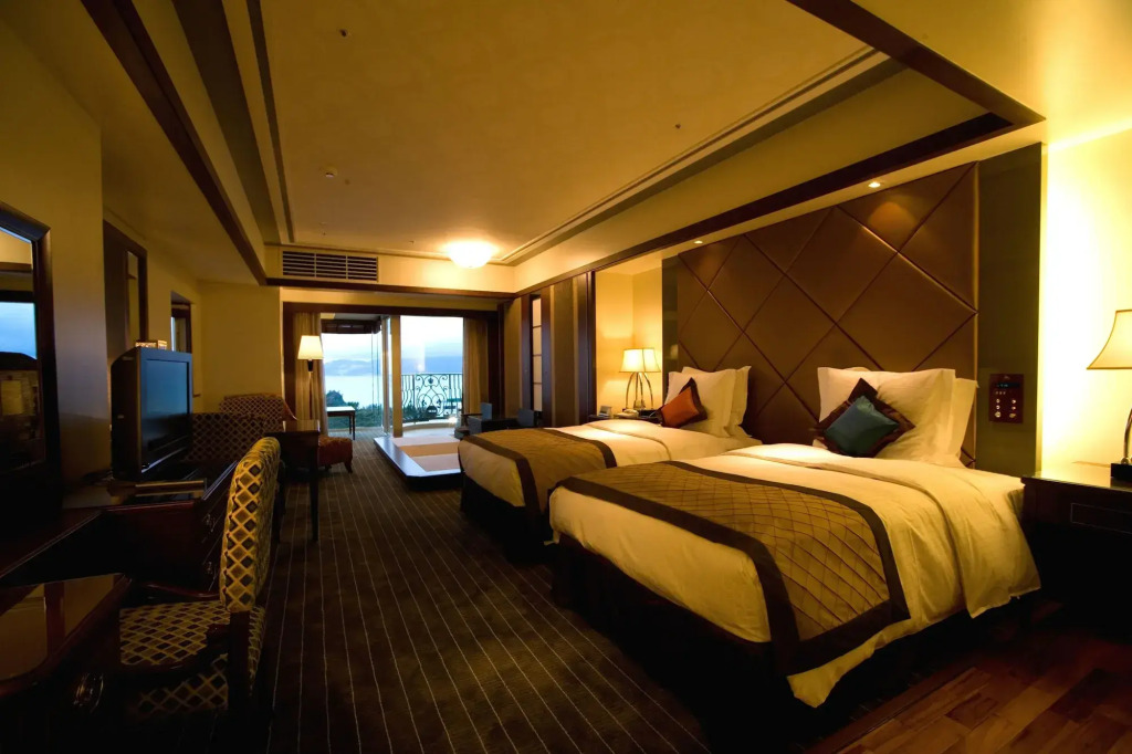 Okinawa Kariyushi Resort EXES Onna