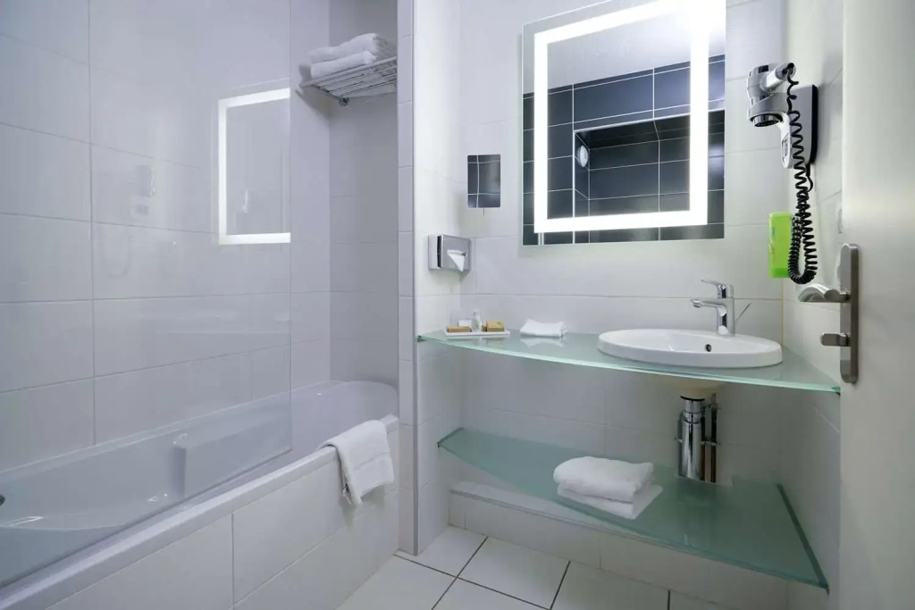 Ibis Styles Lyon Gorge de Loup Saphir