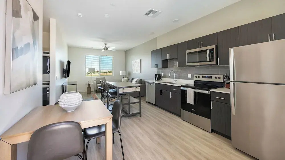 Landing Spectacular 1BD Yoga Studio Gym