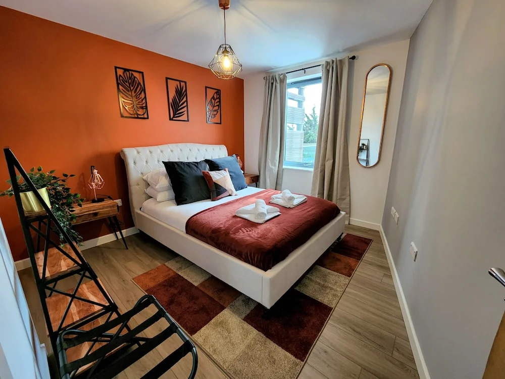 Luxury Station Apartment by Paymán Club