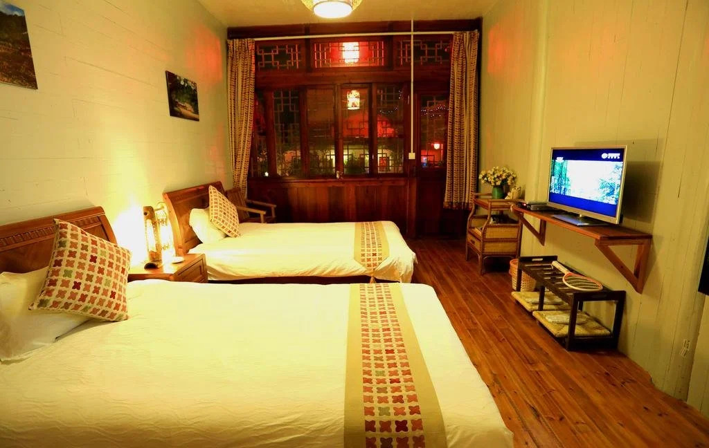 Lianyi Xianting Inn