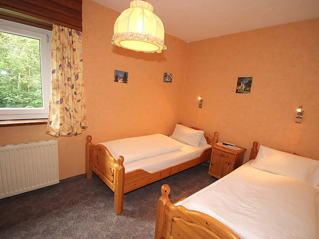 Am Birkenhain 13930