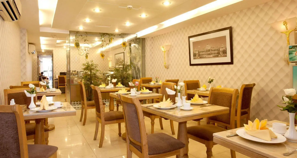 Silverland Min Hotel