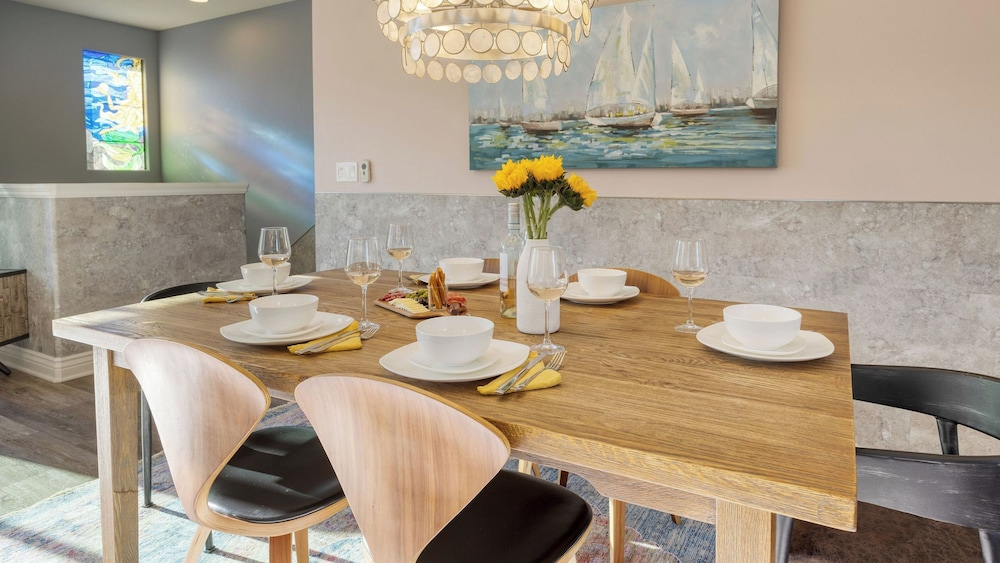 Casa do Sol by Avantstay Rooftop Deck w Ocean Views 2 Blocks to Beach