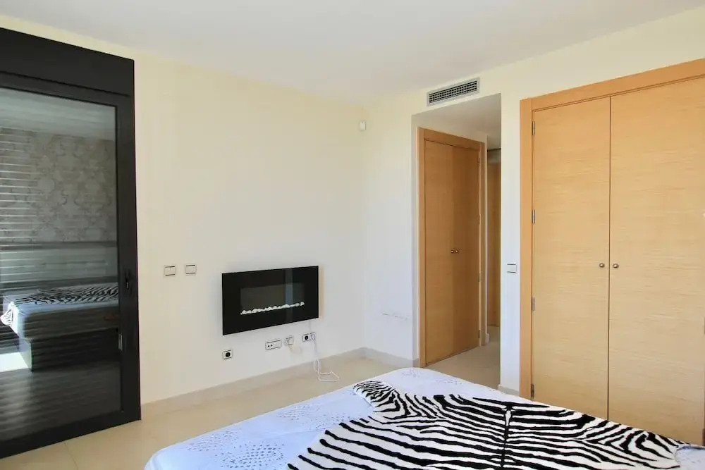 Samara 3 - Modern 2BR in Samara Resort Marbella, Indoor and Outdoor Pools, SPA