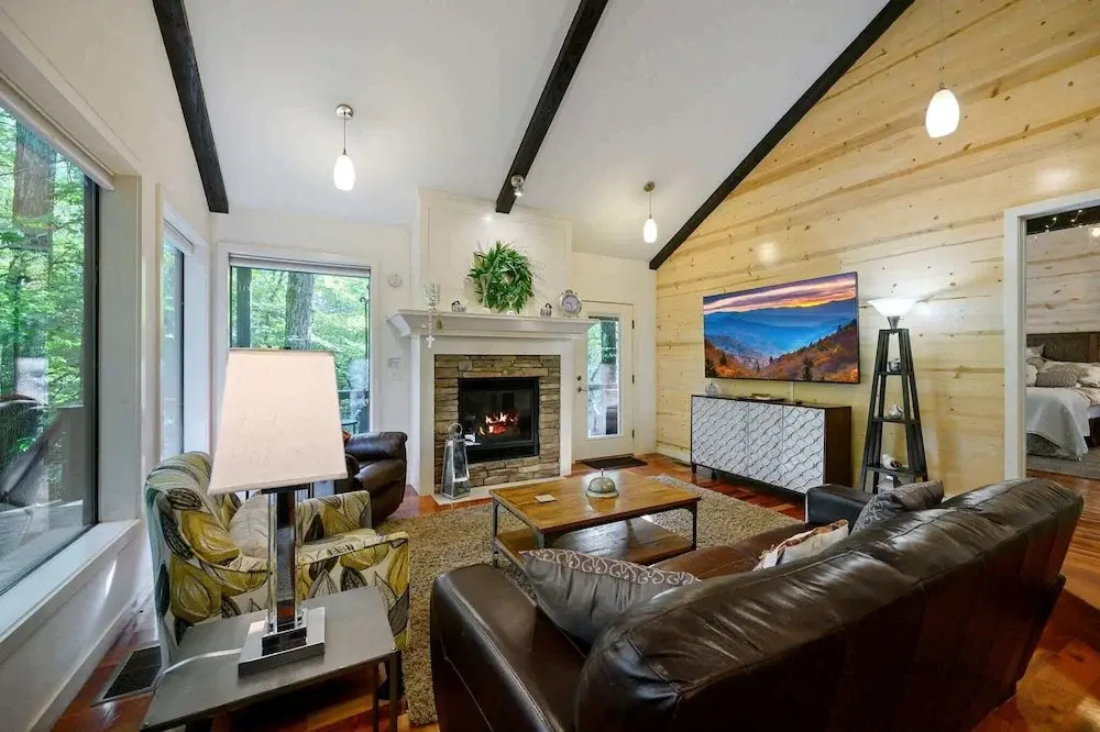 Silverbrook Cabin for 4