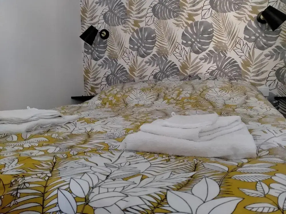 Chambres dHôtes & Studio LHosting Noix