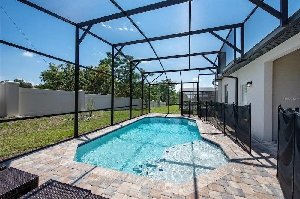 Balmoral Resort-222mcv 4 Bedroom Home by RedAwning