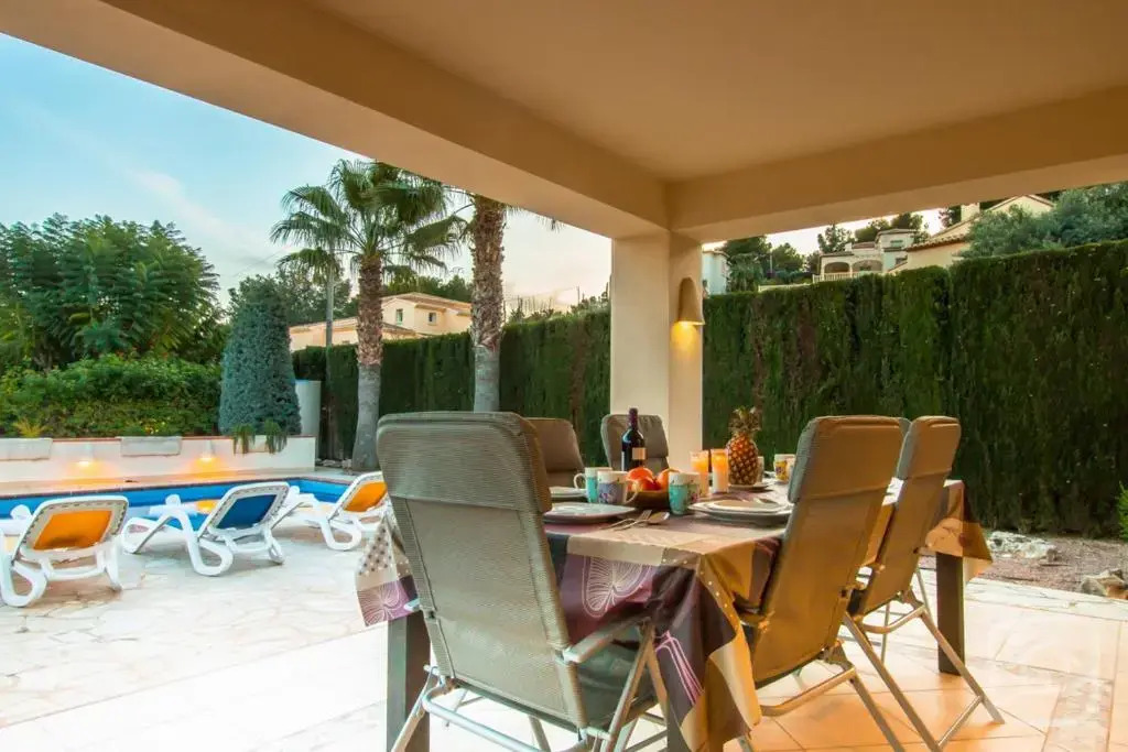 Villa Baladrar Way by Abahana Villas