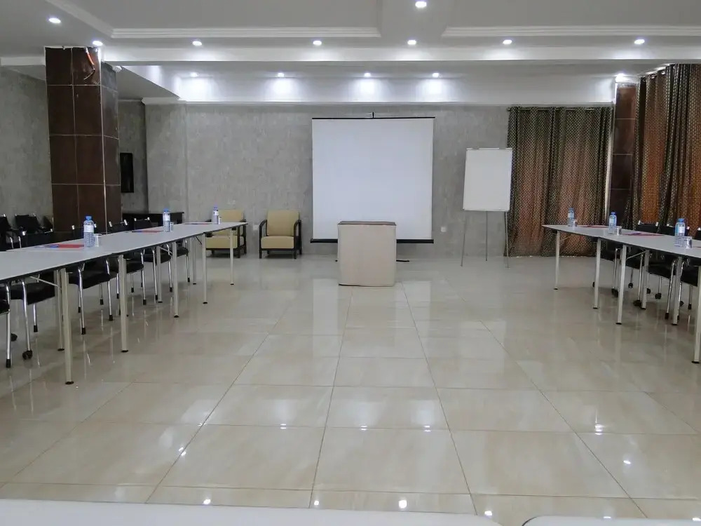 Iris Toubab Hotel