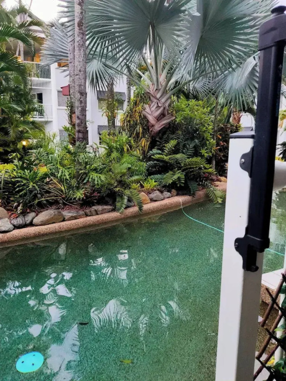 2 Bedroom Condo "w" Pool Entrance off Your Balcony