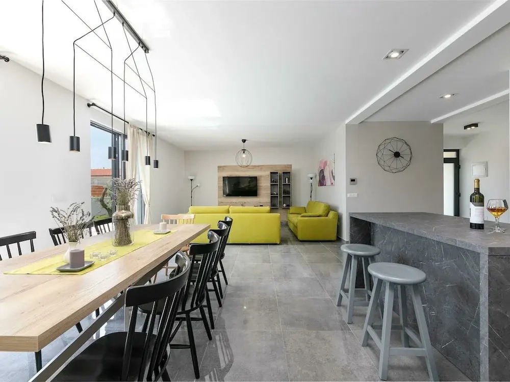Spacious Villa in Pula Istria With Swimming Pool