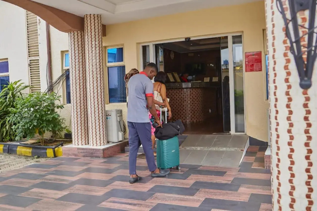 Coronia Hotel