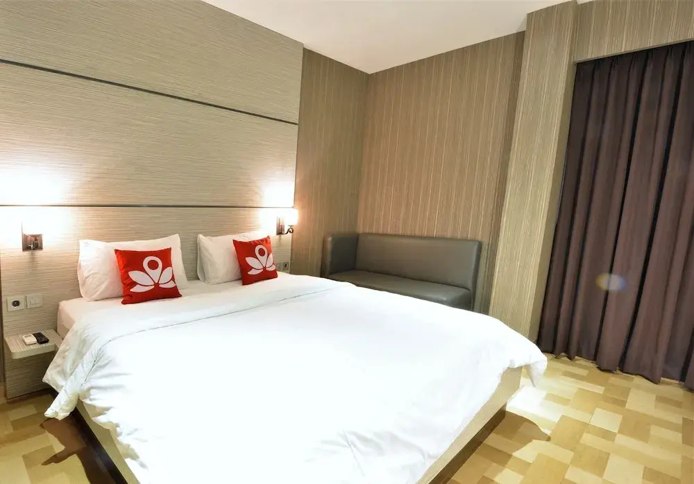 ZEN Rooms Duta Merlin