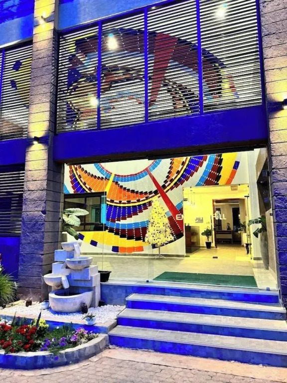 Enkipai Hill Hotel