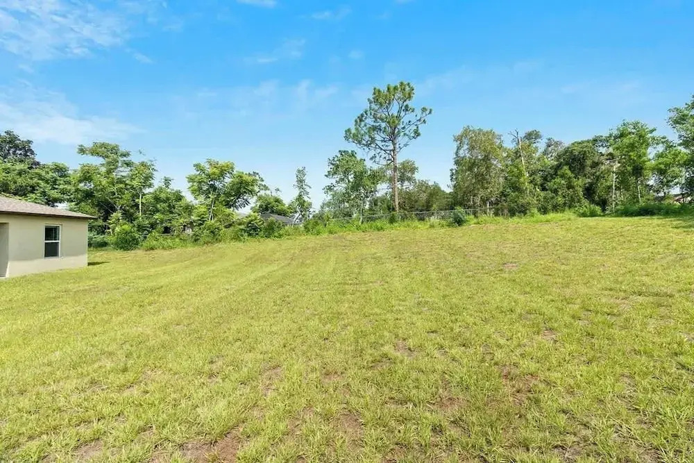 Springhill Retreat! 3 Bed, 2 Bath!