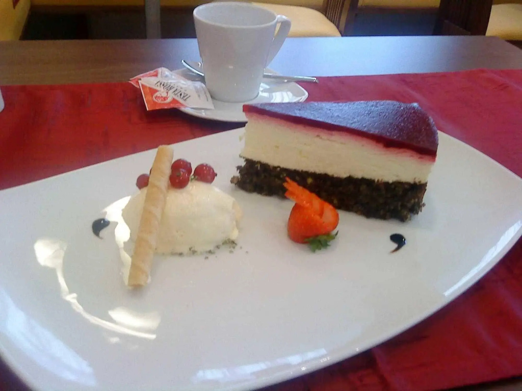 EB Hotel Garni