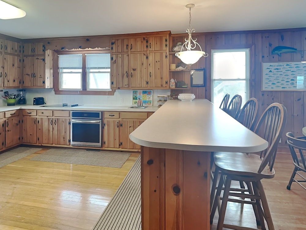 The Caroline by Topsail Realty