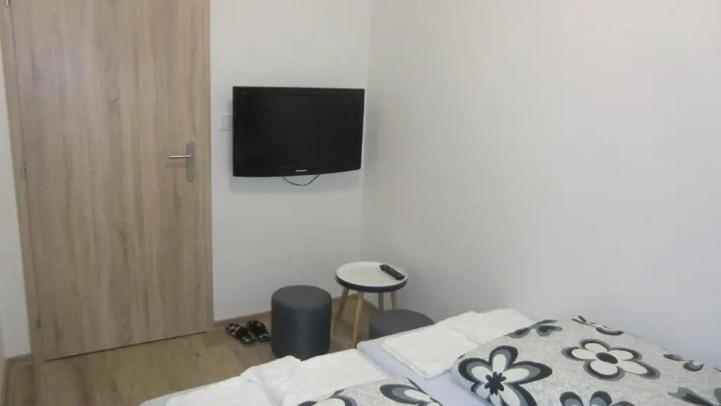HU