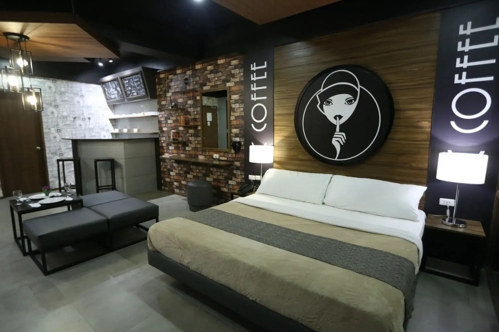 Victoria Court North Edsa