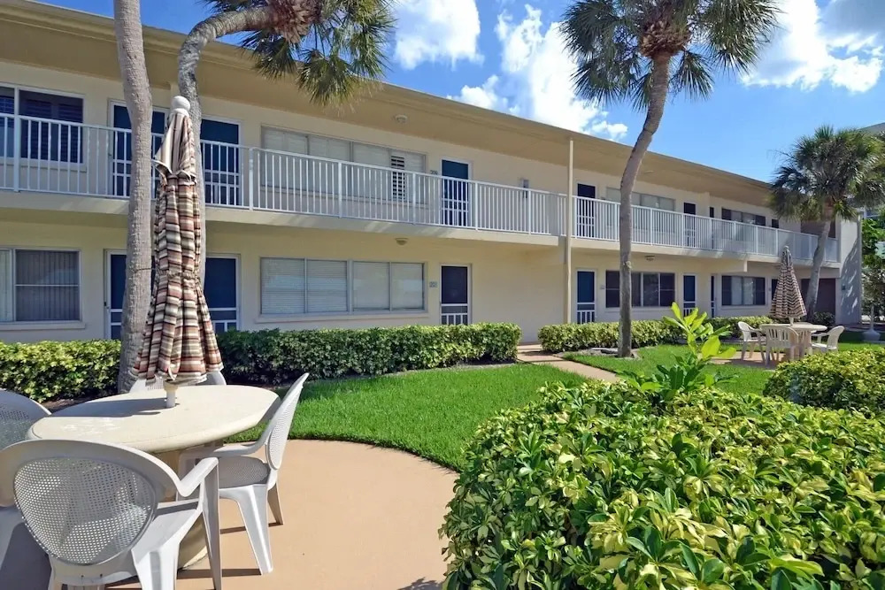 Siesta Beach House - 202