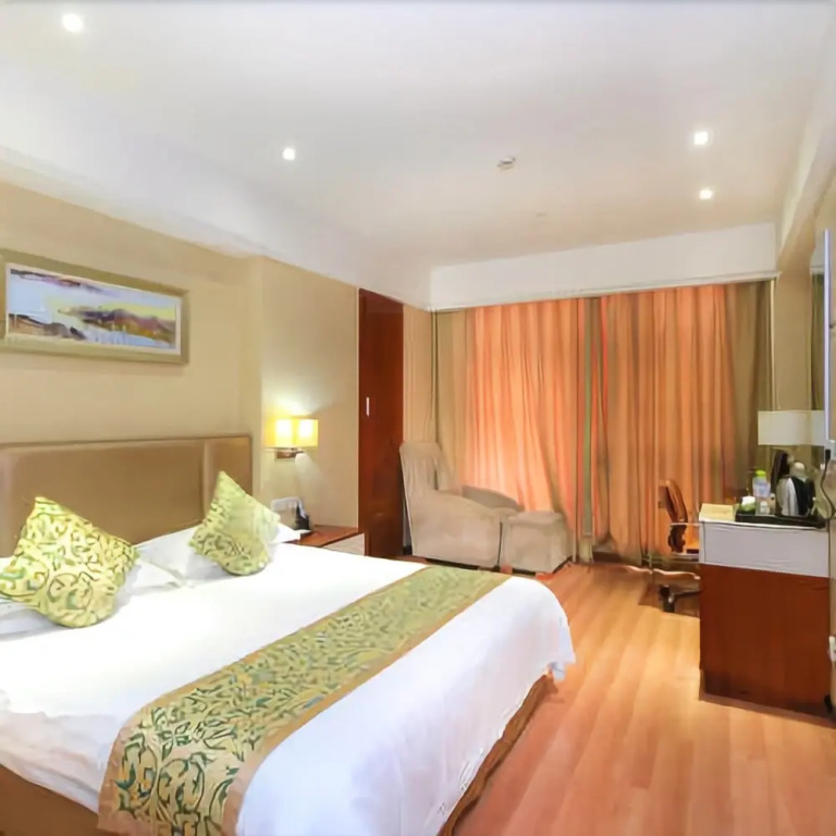 Meigaomei Hotel (Yongkang Automobile East Station International Convention and Exhibition Center)