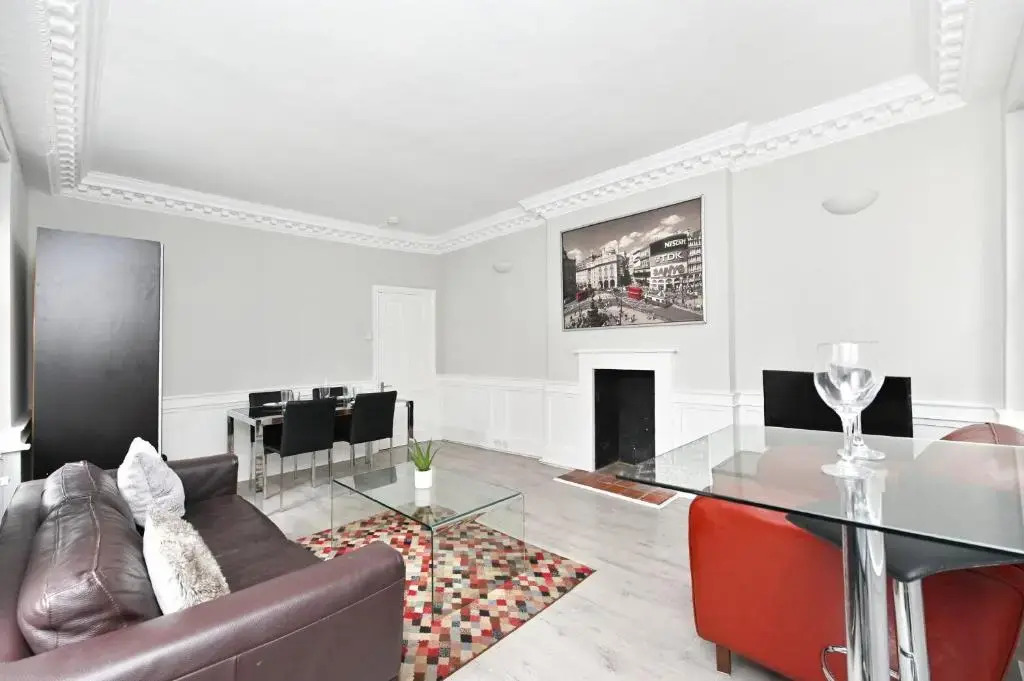 Soho Apartment, Piccadilly & Regent Street