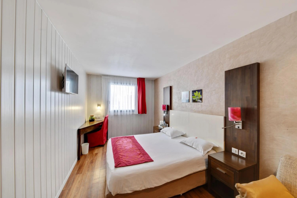 HOTEL RESTAURANT PARIS PACIFIC PARIS-VILLEJUIF- PRES DU METRO LHAY LES ROSES LIGNE 14 - Direct PARIS-AEROPORT ORLY ET INSTITUT GUSTAVE ROUSSY