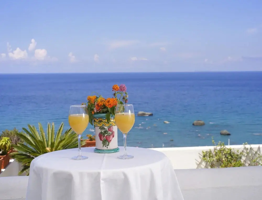 Room in B&B - Ischia Forio for 2, Thermal Water and Sea- Imperamare