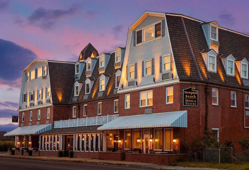 Newport Beach Hotel & Suites