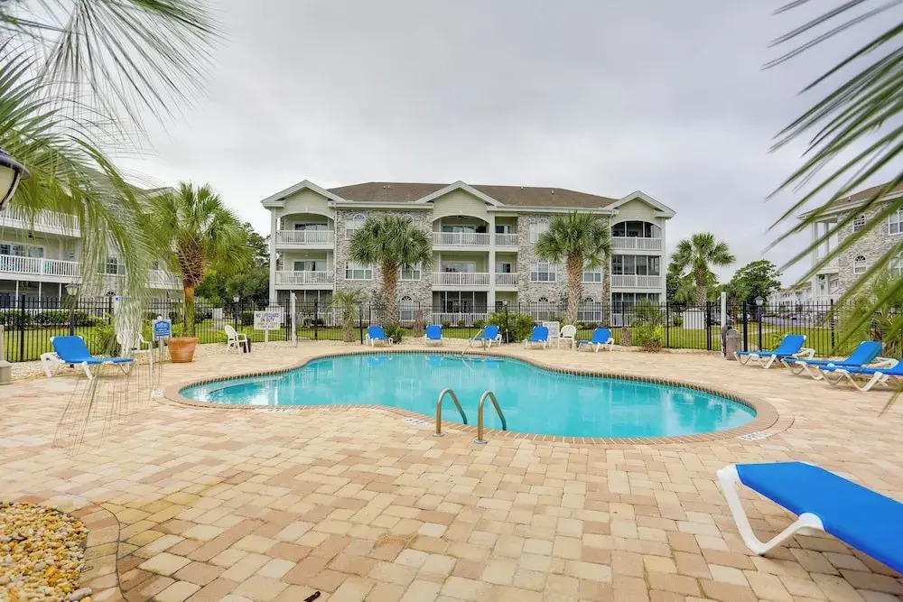 < 2 Mi to Coast: Condo w/ Pool in Myrtle Beach