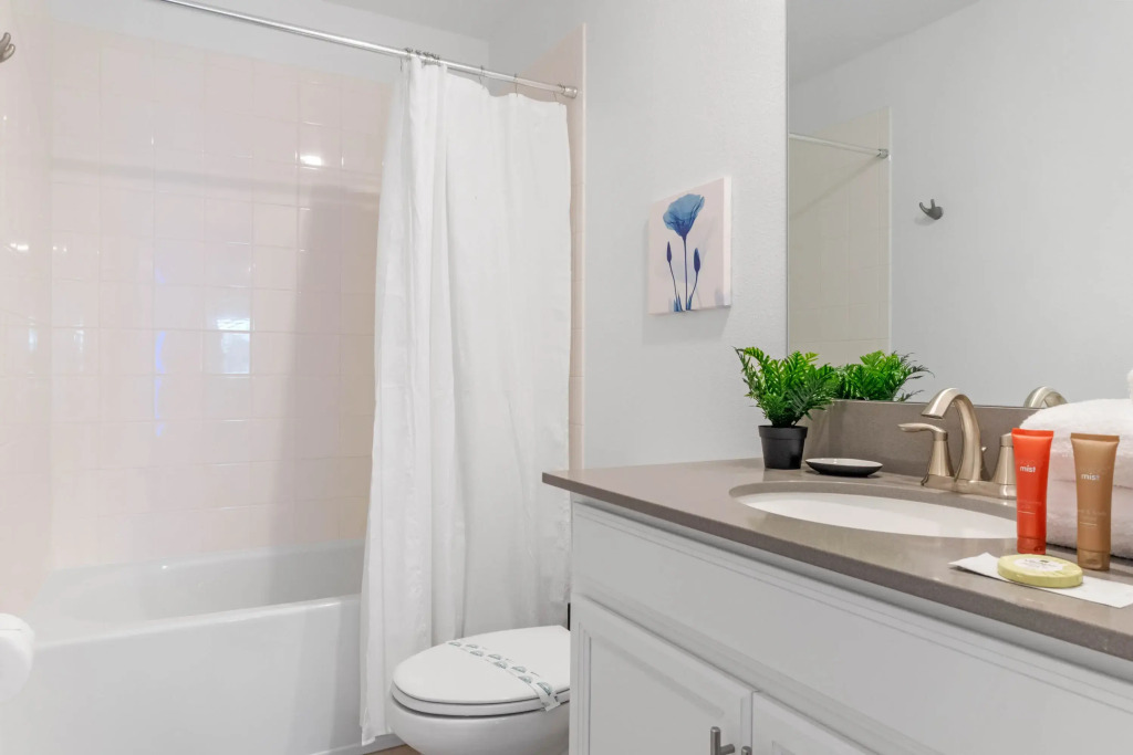 9 Bedroom 5 Bathroom Storey Lake 4396 Qs
