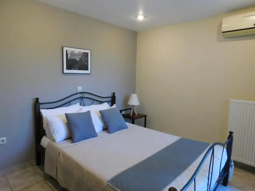 Vassia Holiday Homes