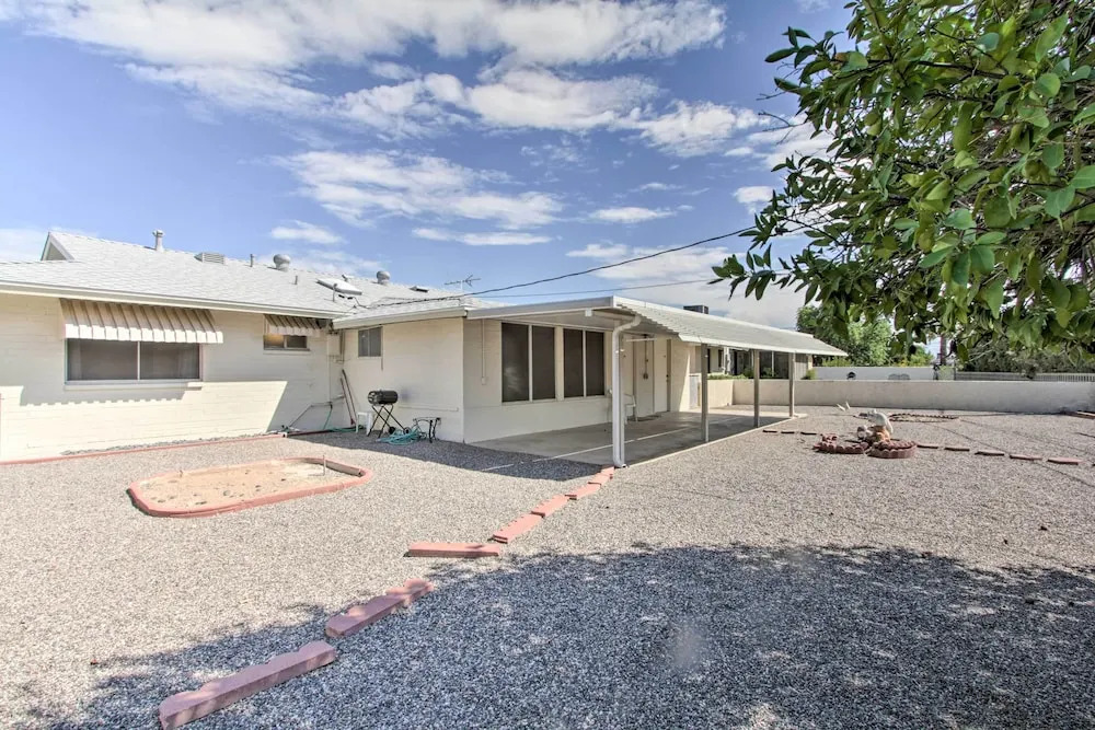 Golf Course & Pool Access: Quaint Sun City Home