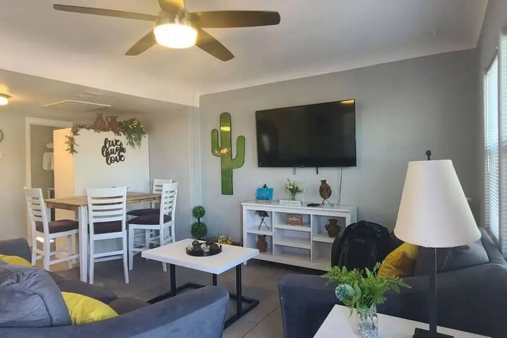Charming Apt Downtown Phoenix Historic Patio