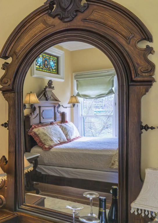 McCall House Boutique Hotel