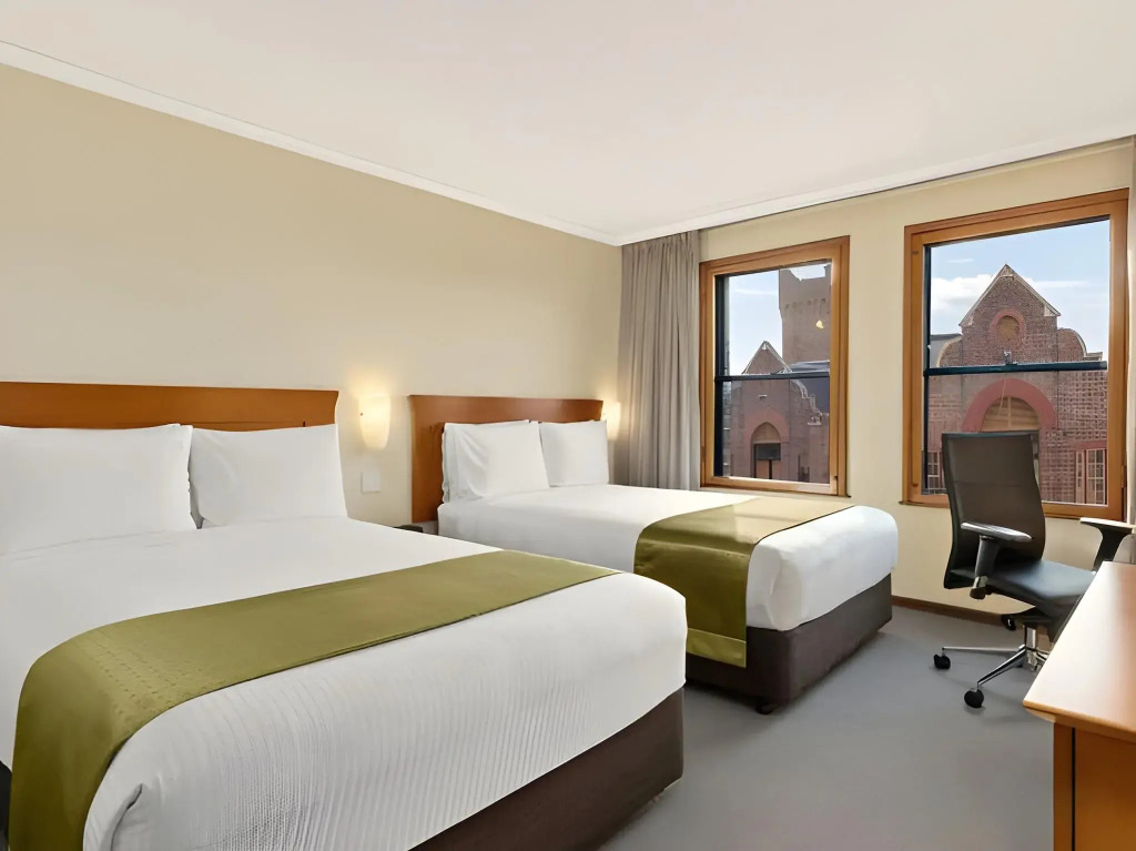 Sydney Harbour Hotel