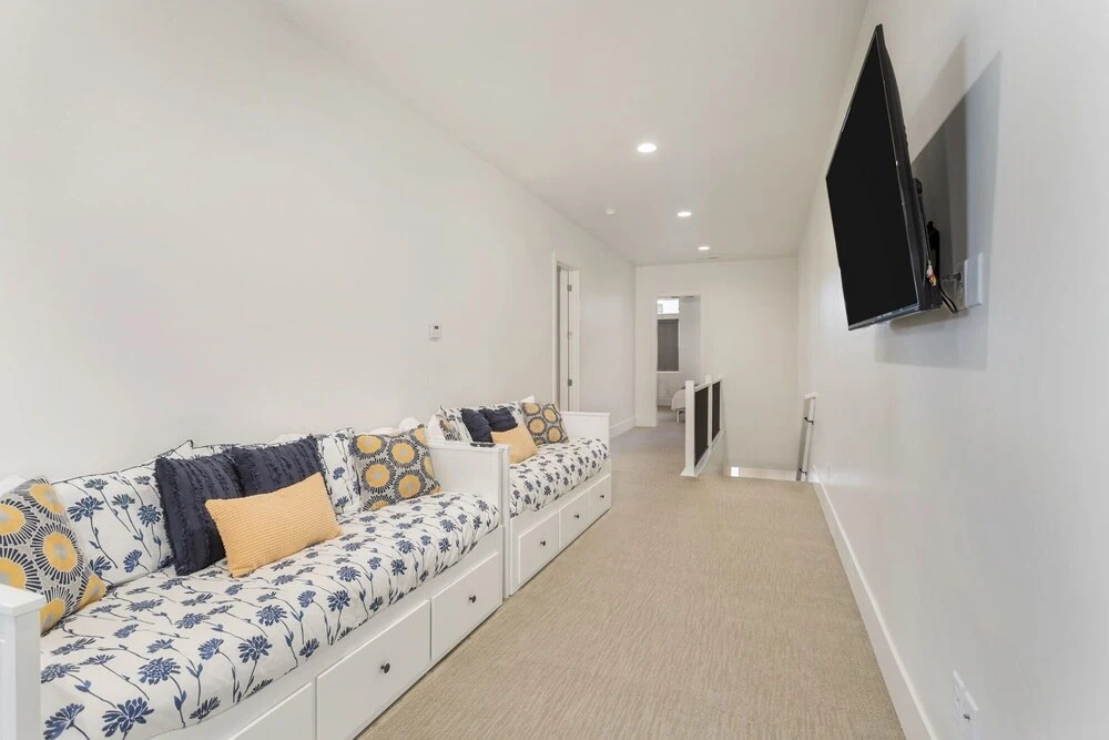 #17 At Bloomington Country Club 4 Bedroom Townhouse by RedAwning