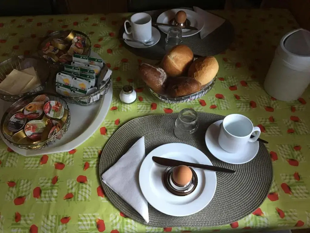 Privatzimmer / bed & breakfast