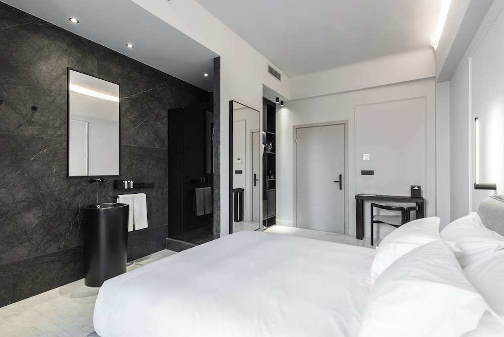 Maison7 - Acropolis