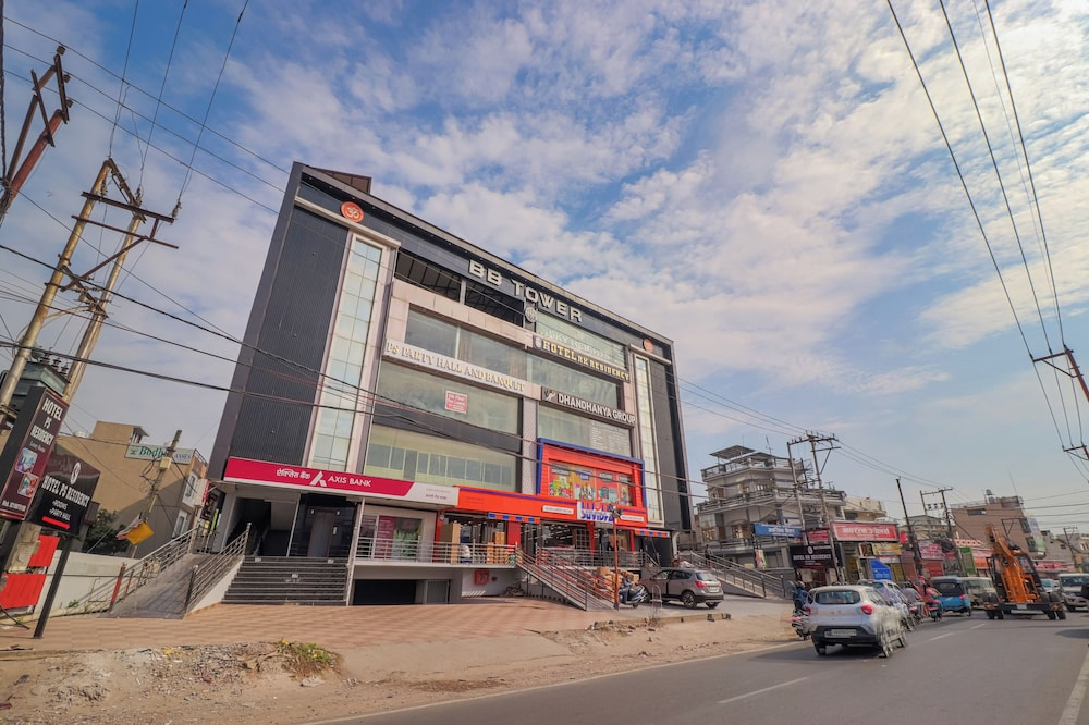 Hotel RK Residency