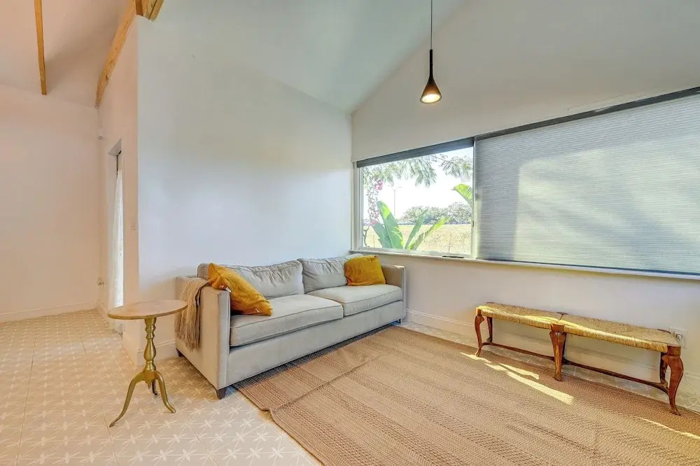 Vintage Home w/ Easy Downtown Tampa Access