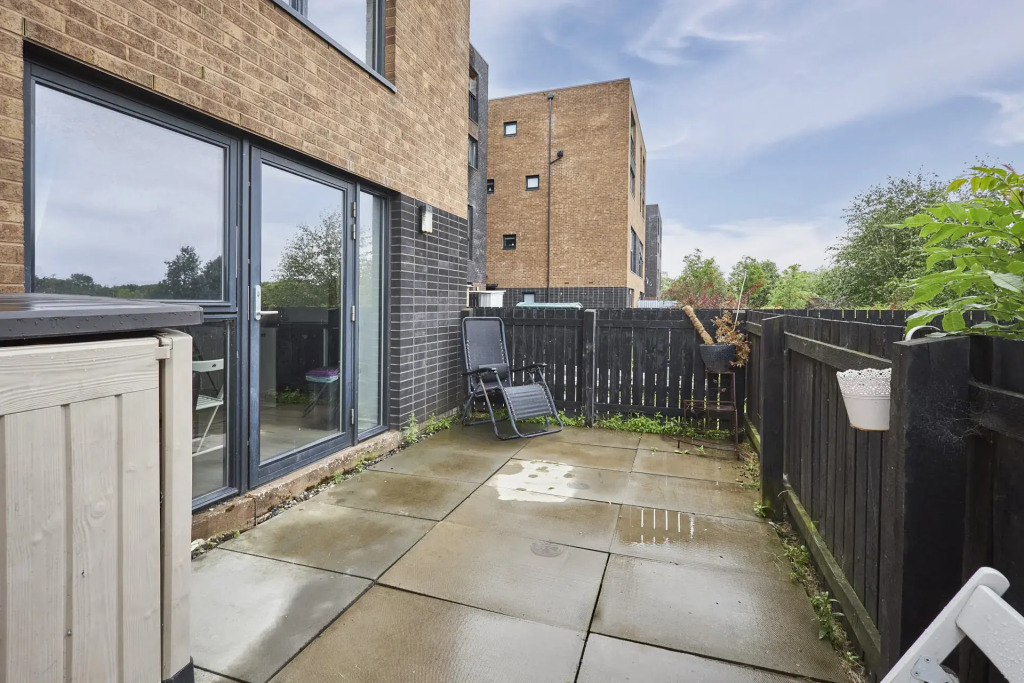 Host Stay London Avenue