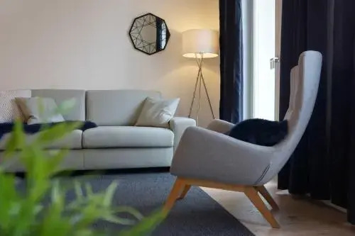 FIRST SELLIN Appartement 6